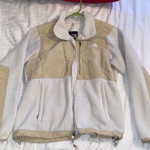 Women’s Northface Jacket